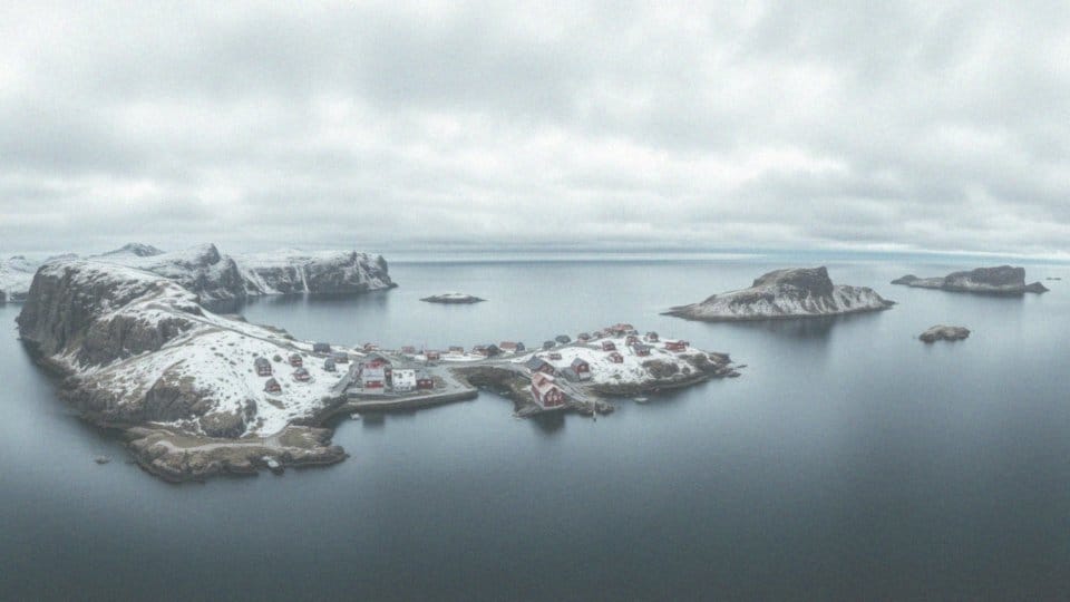 Jakie wyspy Norwegii są zamieszkane, a które nie?